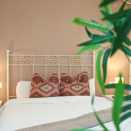 Spacious 2 Bedroom Apt In The Heart Of Triana Sevilla Exterior foto