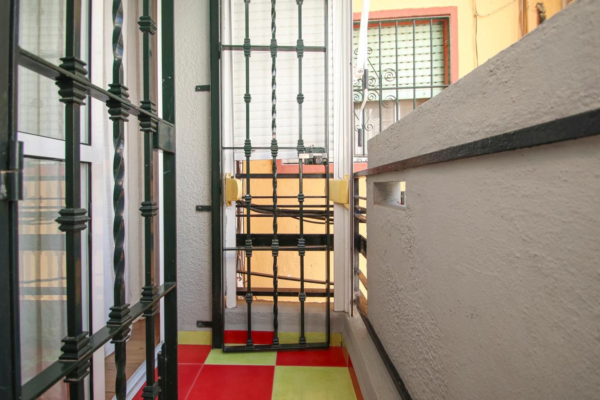 Spacious 2 Bedroom Apt In The Heart Of Triana Sevilla Exterior foto